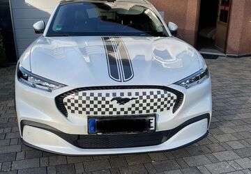 Ford Mustang Mach-E 28.700 km 28.500 &euro; Hessisch Lichtenau 37235