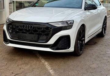 Audi Q8 12.800 km 90.870 &euro; München 81249
