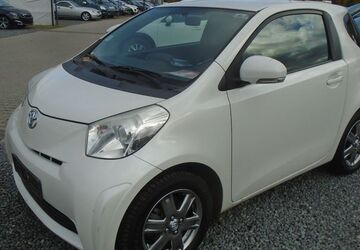 Toyota IQ 108.000 km 4.750 &euro; Wildau 15745