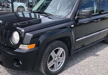 Jeep Patriot 263.000 km 5.950 &euro; Öhringen 74613
