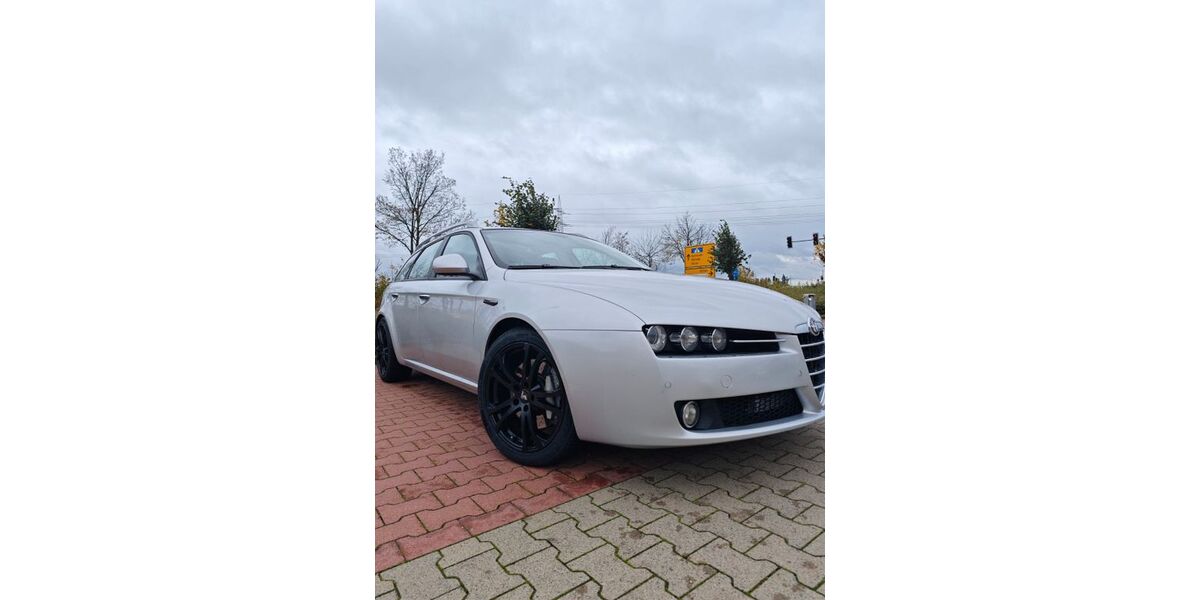 Alfa Romeo 159 143.020 km 13.500 &euro; Sehnde OT HÖVER 31319