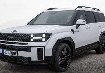 Hyundai SANTA FE 17.391 km 47.770 &euro; Halle 06114