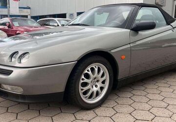 Alfa Romeo Spider 111.108 km 5.990 &euro; Elmshorn 25335