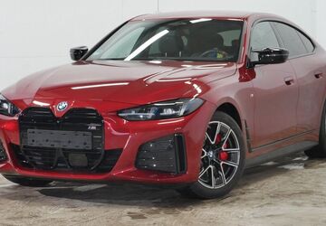 BMW i4 9.100 km 50.290 &euro; Buchschwabach bei Nürnberg 90574