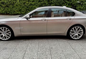 BMW 750 252.000 km 11.980 &euro; München 81827