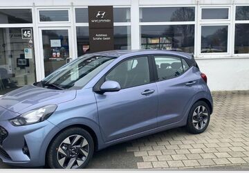 Hyundai i10 4.032 km 17.158 &euro; Leverkusen 51373
