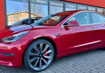 Tesla Model 3 77.450 km 23.880 &euro; Bad Aibling 83043