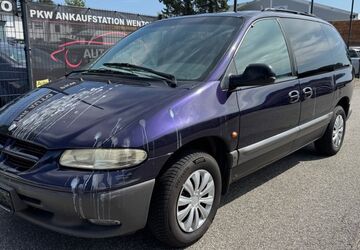 Chrysler Voyager 222.000 km 1.450 &euro; Wentorf Bei Hamburg 21465