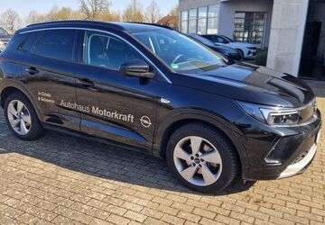 Opel Grandland (X) 39.890 km 29.200 &euro; Schwerin 19055