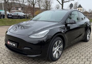Tesla Model Y 14.406 km 31.000 &euro; Bad Bocklet 97708