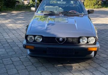 Alfa Romeo GTV 306.000 km 15.999 &euro; Berlin 12349