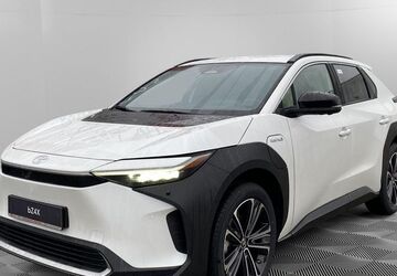 Toyota bZ4X 4.500 km 38.900 &euro; Güstrow 18273