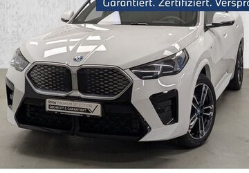 BMW iX2 2.859 km 49.990 &euro; Düsseldorf 40595