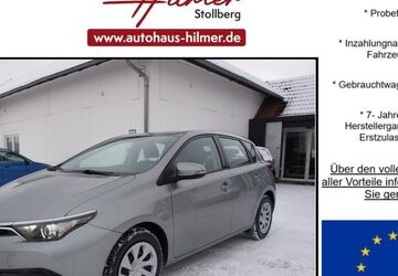 Toyota Auris 44.611 km 10.990 &euro; Stollberg 09366