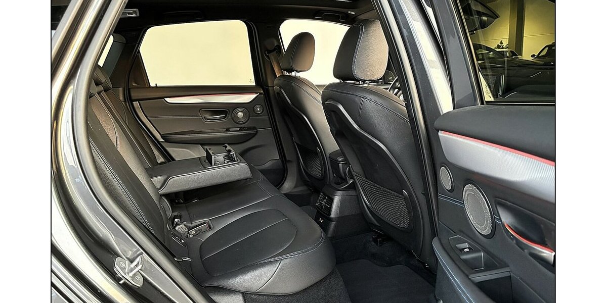 BMW 225 Active Tourer 225xe M Sport iPerformance 51.000 km 17.999 &euro; Stade 21682