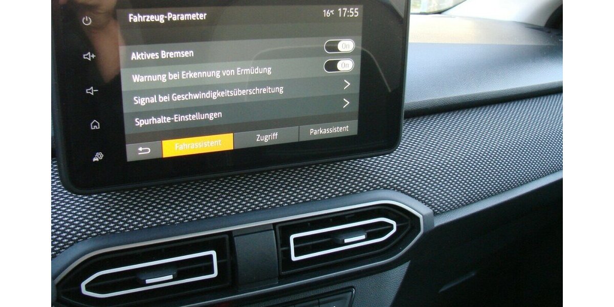 Dacia Sandero III 1,0 TCe 90 Expression Automatik Temp S 20.658 km 16.980 &euro; Falkensee 14612