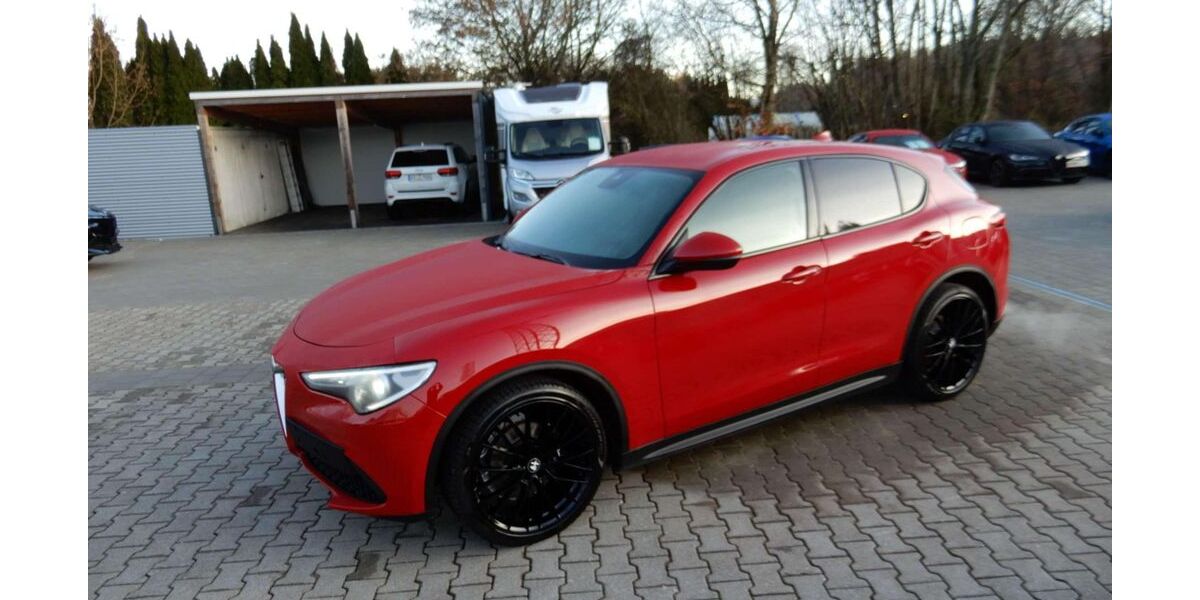 Alfa Romeo Stelvio 26.290 km 29.900 &euro; Mönchweiler 78087