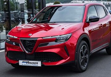 Alfa Romeo Junior 13.000 km 33.585 &euro; Pohlheim 35415