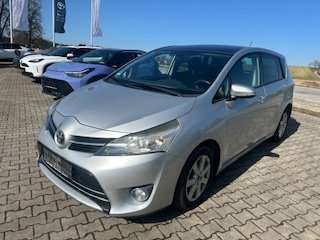 Toyota Verso 213.000 km 5.900 &euro; Witzmannsberg 94104