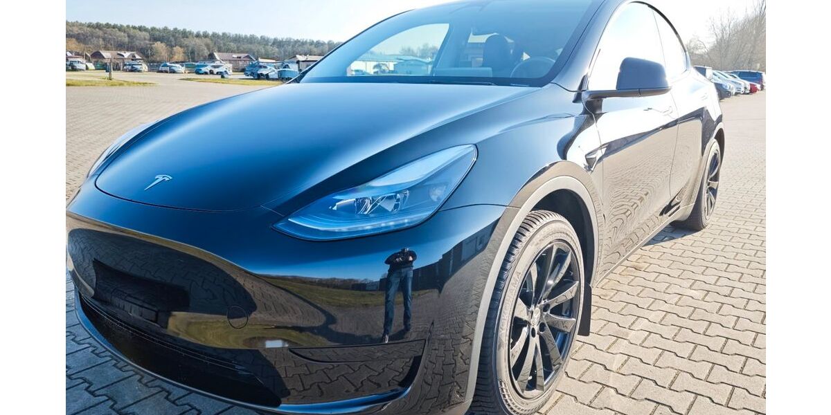 Tesla Model Y 61.900 km 27.900 &euro; Aschendorf 26871