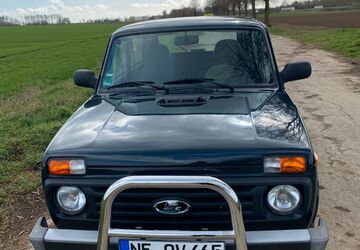Lada Niva 48.189 km 10.250 &euro; Jüchen 41363