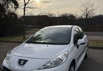 Peugeot 207 138.344 km 3.100 &euro; Wiesbaden 65189