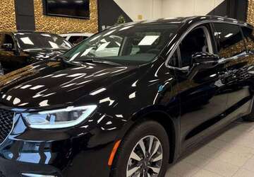 Chrysler Pacifica 10.000 km 47.900 &euro; Wedemark 30900