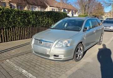 Toyota Avensis 235.547 km 2.200 &euro; Soest 59494