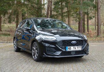 Ford Fiesta 23.347 km 18.900 &euro; Neubrandenburg 17033