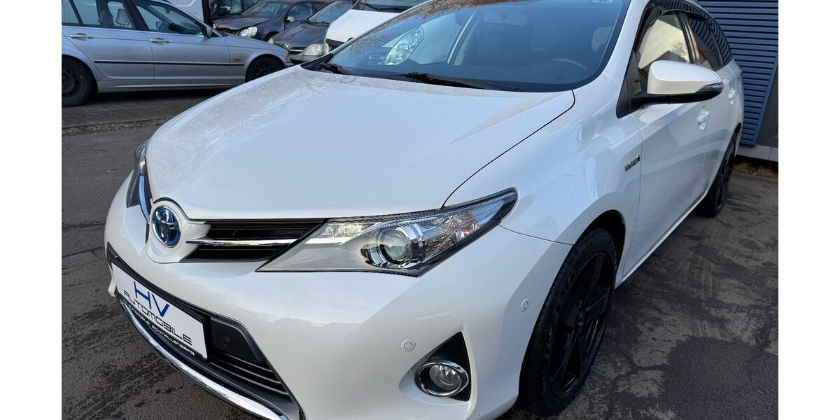 Toyota Auris 151.170 km 9.300 &euro; Schmallenberg 57392