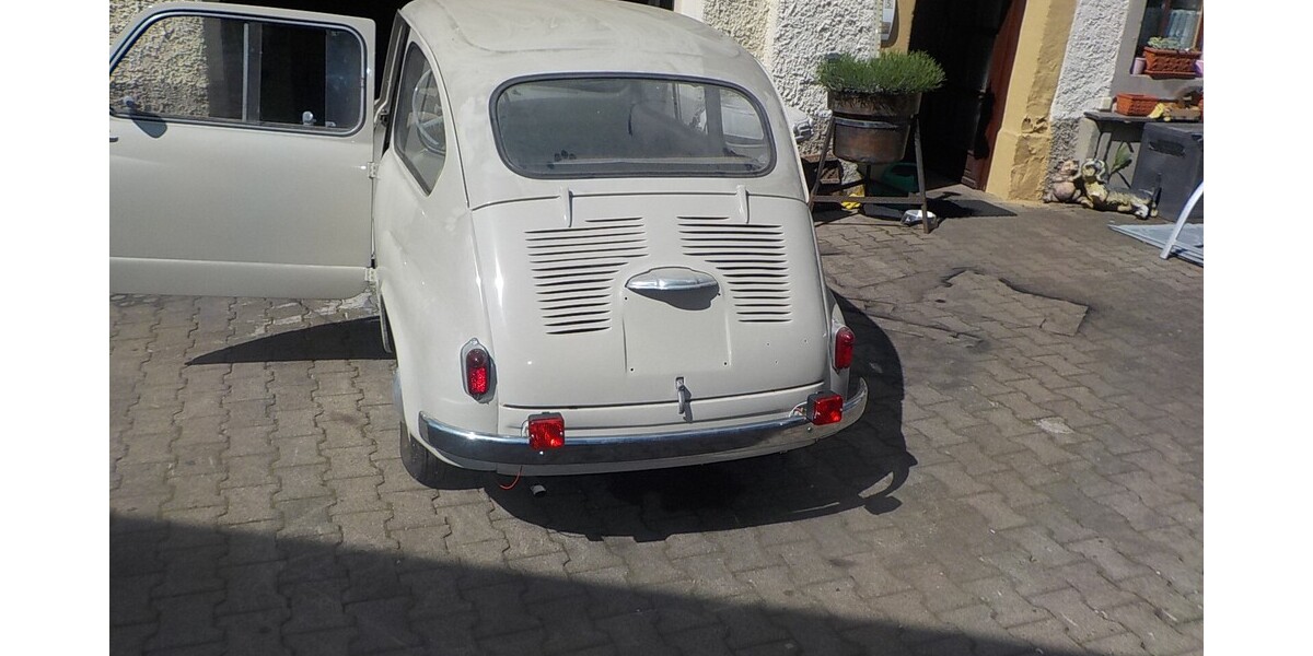 Fiat 600 4.770 km 30.000 &euro; Gundelsheim 74831