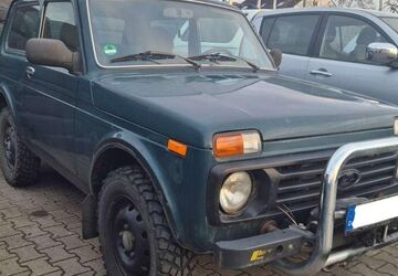 Lada Niva 53.000 km 8.900 &euro; Mainz-Kostheim 55246
