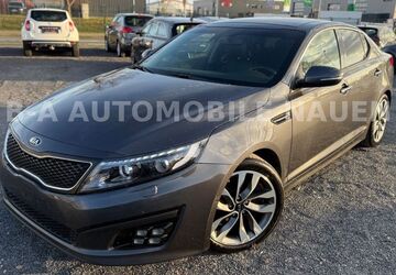 Kia Optima 180.000 km 7.490 &euro; Nauen 14641