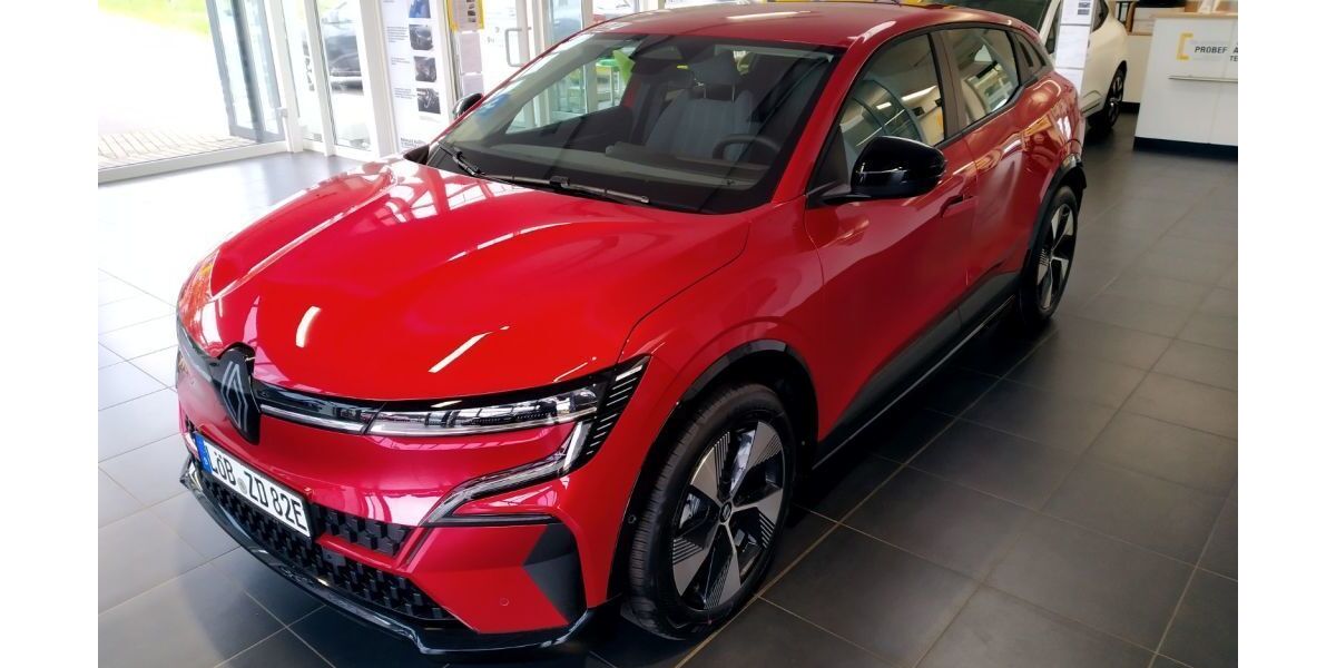 Renault Megane E-TECH 8.500 km 29.990 &euro; Löbau 02708