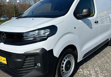 Opel Vivaro 34.046 km 24.990 &euro; Großenhain 01558