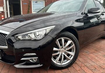 INFINITI Q50 227.008 km 9.900 &euro; Steinfeld 49439