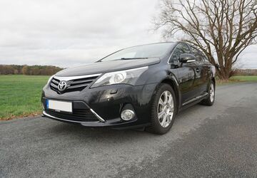 Toyota Avensis 168.000 km 8.800 &euro; Espelkamp 32339