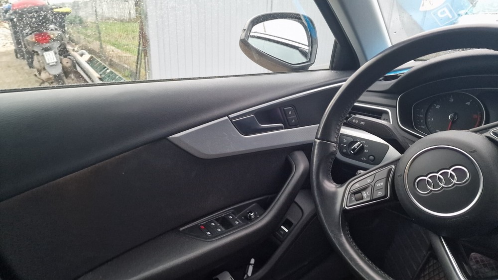 Audi A4 189.000 km 18.000 &euro; Neuenburg 