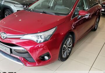 Toyota Avensis 104.000 km 14.995 &euro; Freiberg 09599