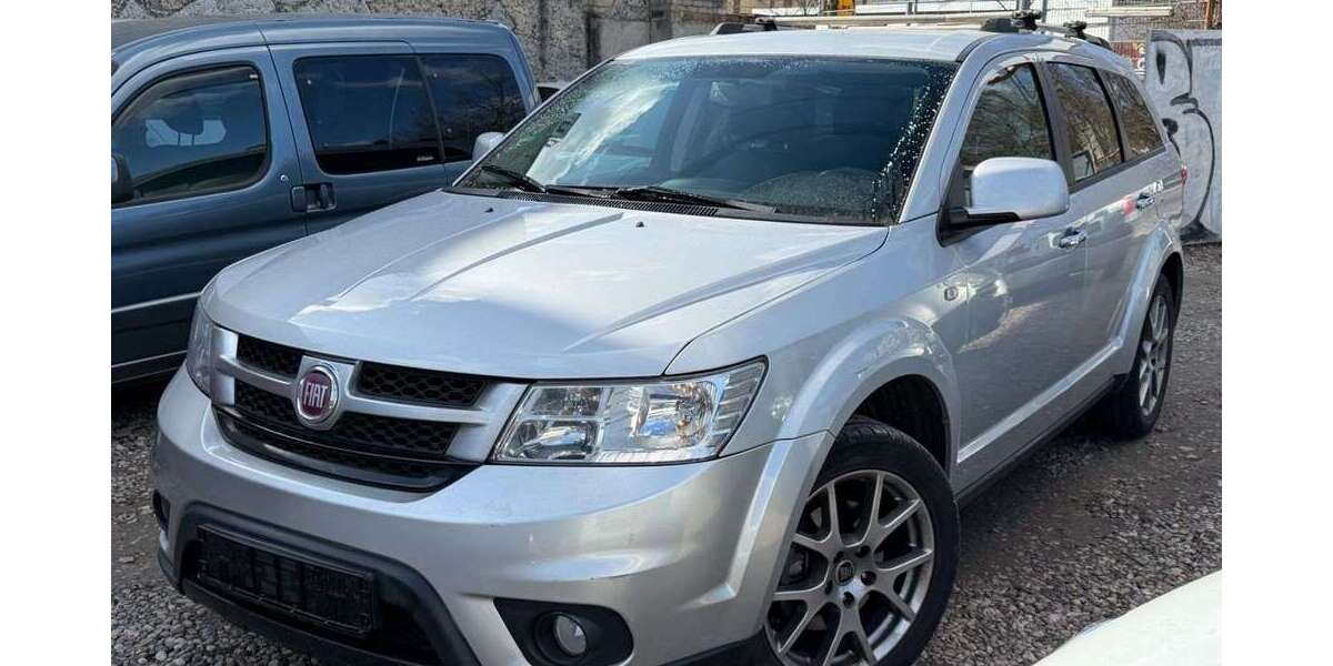 Fiat Freemont 253.000 km 5.950 &euro; Berlin 10245