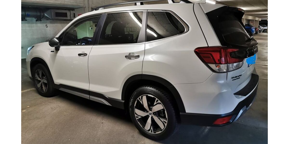 Subaru Forester 24.500 km 29.800 &euro; Düsseldorf 40212