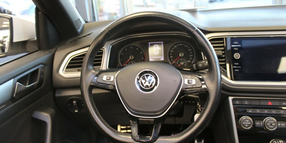 VW T-Roc Cabriolet 1.0 TSI OPF ACTIVE 19.610 km 21.980 &euro; Euskirchen 53881
