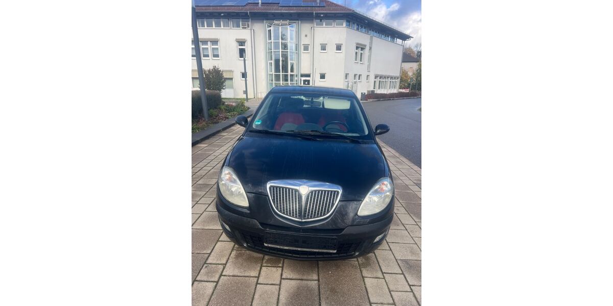 Lancia Ypsilon 127.000 km 1.850 &euro; Massenbachhausen 74252