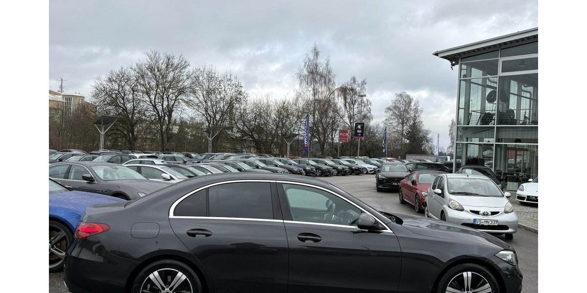 Mercedes-Benz C 200 d/AVANTGARDE/KAMERA/BURMESTER/LED/1.HAND 85.974 km 31.800 &euro; Villingen-Schwenningen 78054