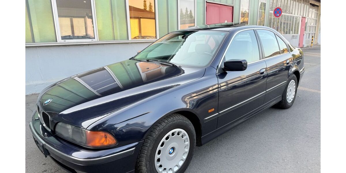 BMW 528 142.774 km 12.500 &euro; Northeim 37154