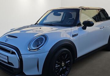 Mini Cooper SE 19.701 km 19.990 &euro; München 80687