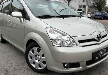 Toyota Corolla Verso 81.500 km 6.290 &euro; Heppenheim 64646