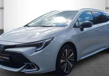 Toyota Corolla 4.850 km 30.390 &euro; Jena 07749