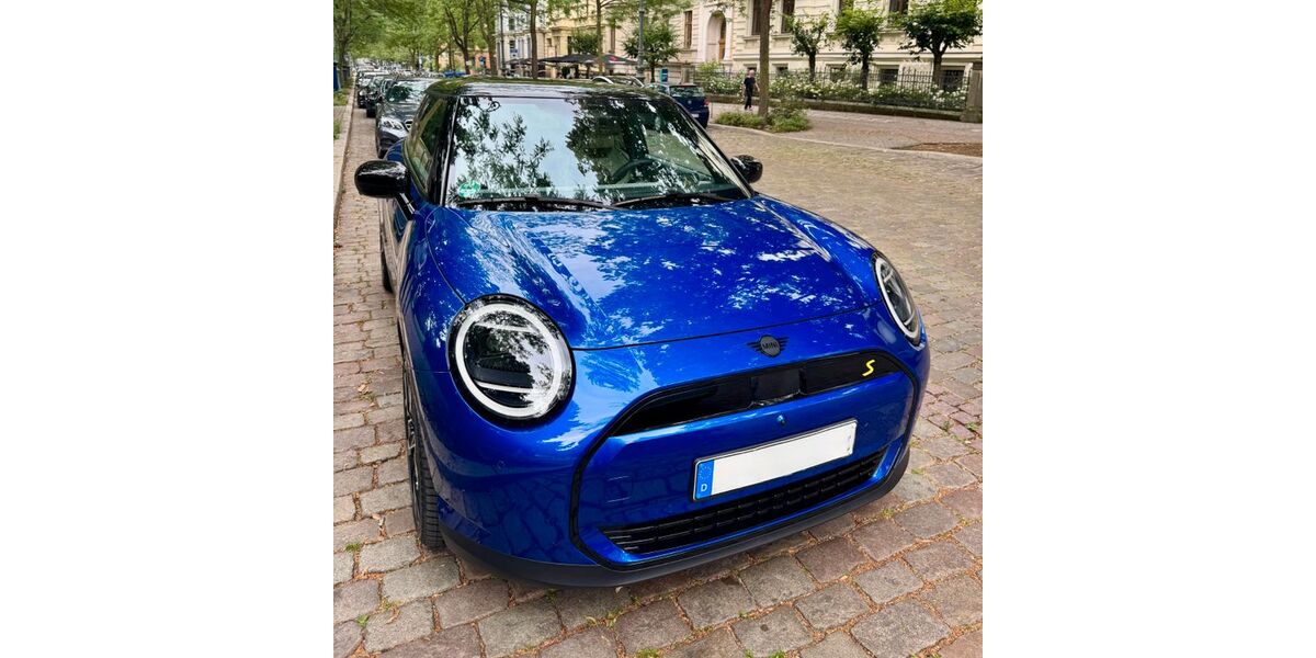 Mini Cooper SE 9.500 km 31.999 &euro; Brandenburg 14770
