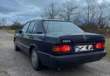Mercedes-Benz 190 129.000 km 8.999 &euro; Stutensee 76297